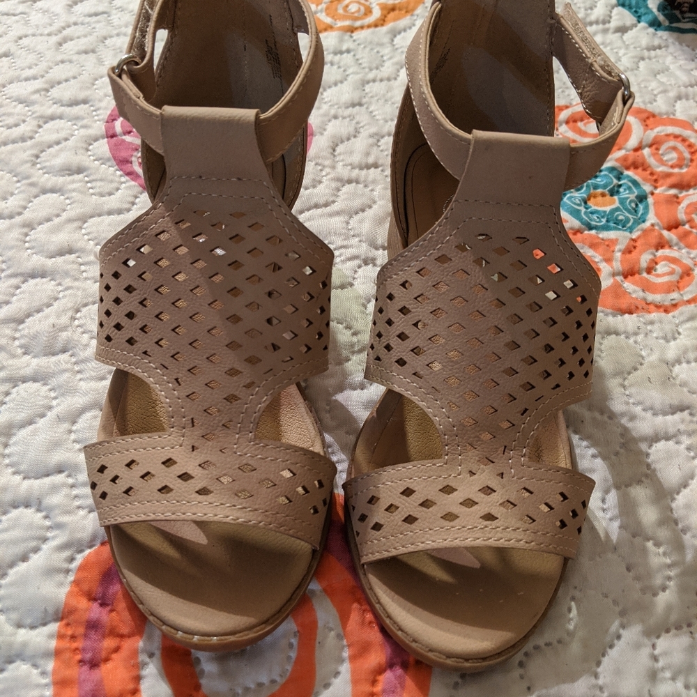 Girls dress shoes